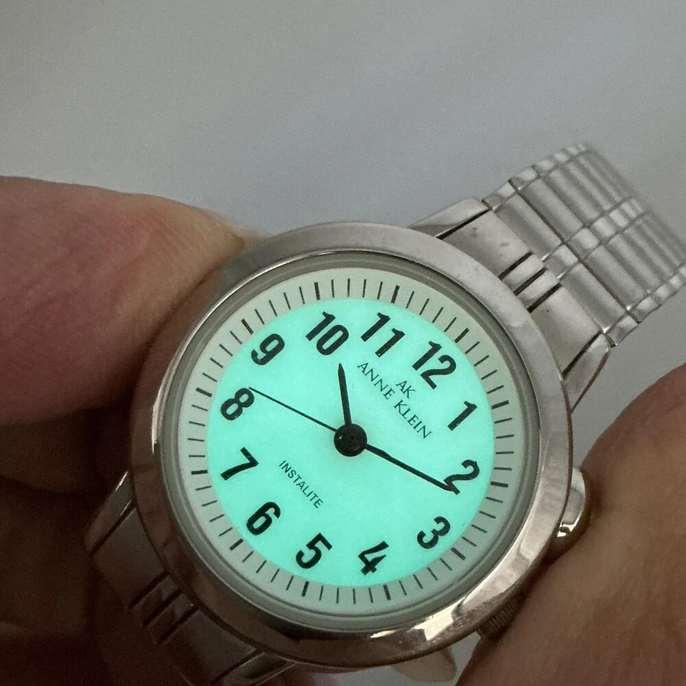 Anne Klein Womens Watch 25mm White Dial Silver Tone Stretch New Battery